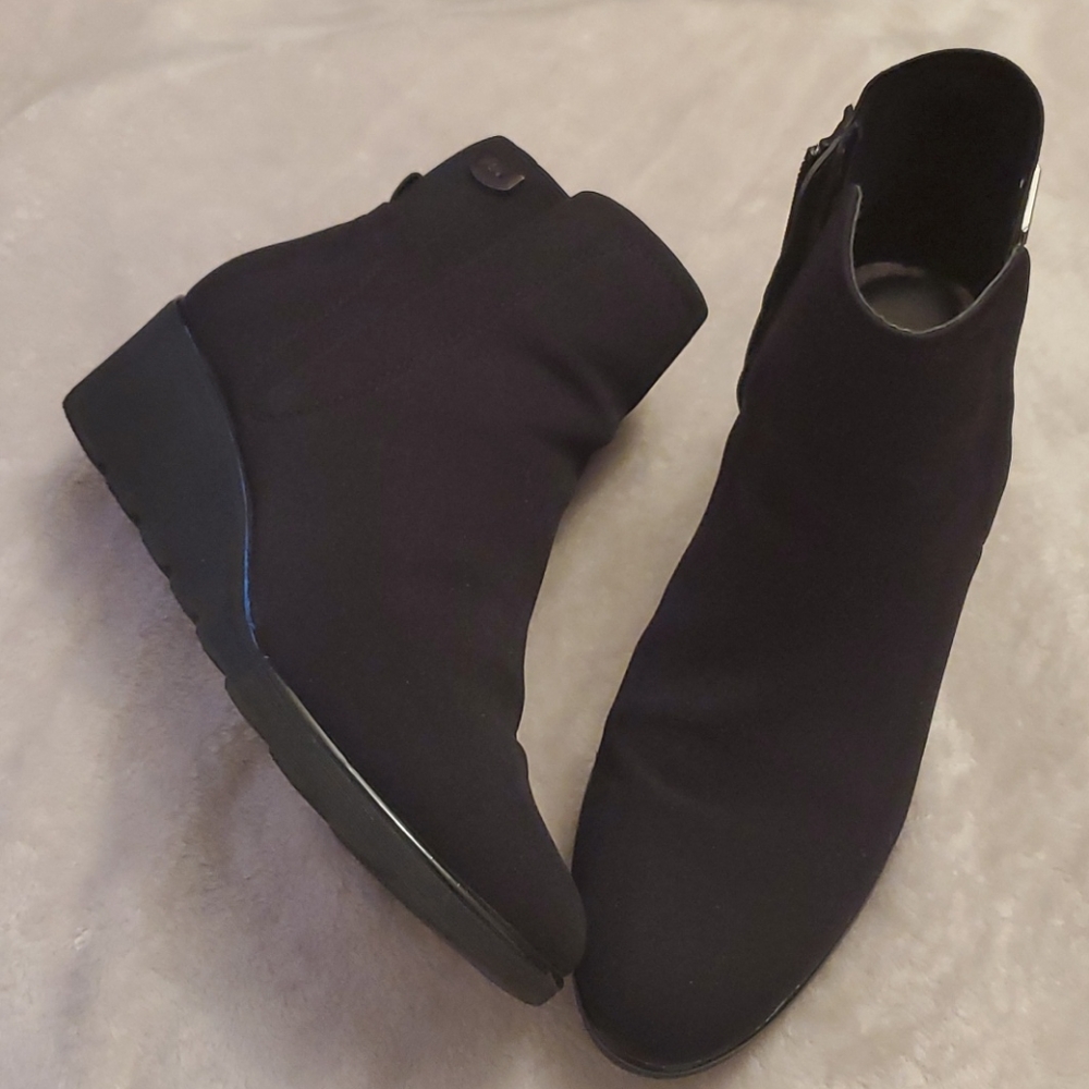 Black Ann Klein Sport Barnie Bootie
